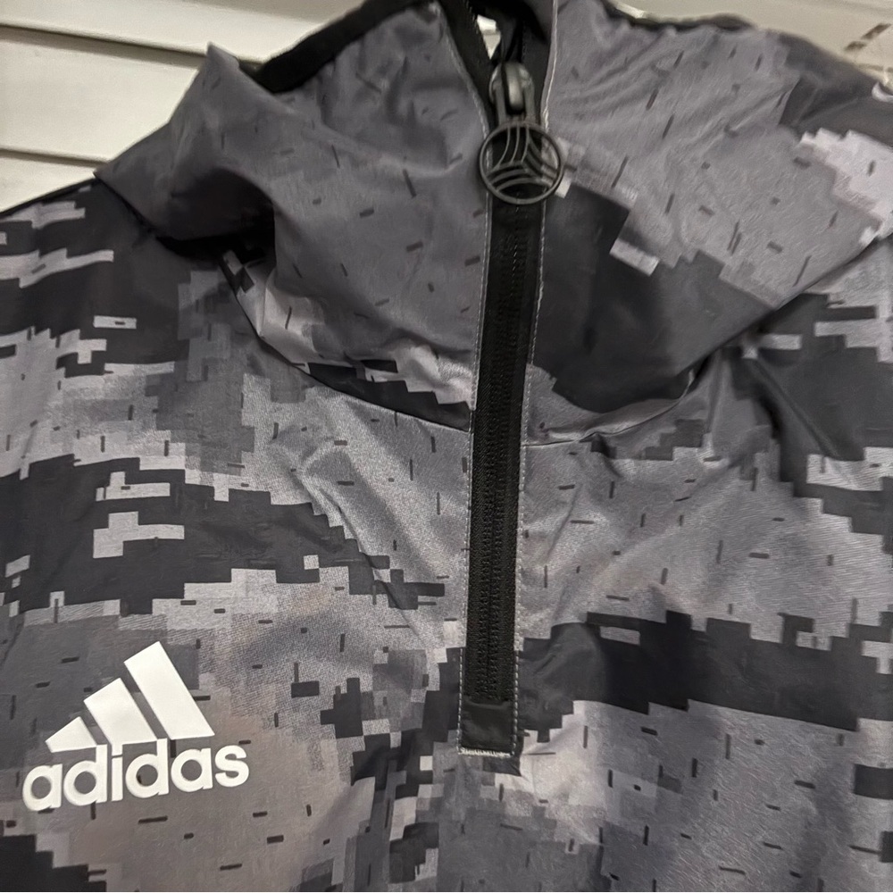 Adidas Black and Gray Camo Windbreaker NWT Size medium - Picture 8 of 16